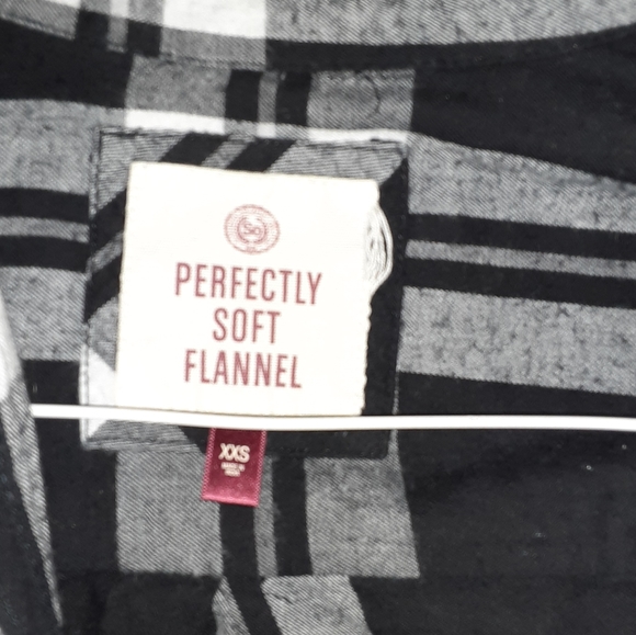 Flannel! - Picture 3 of 3